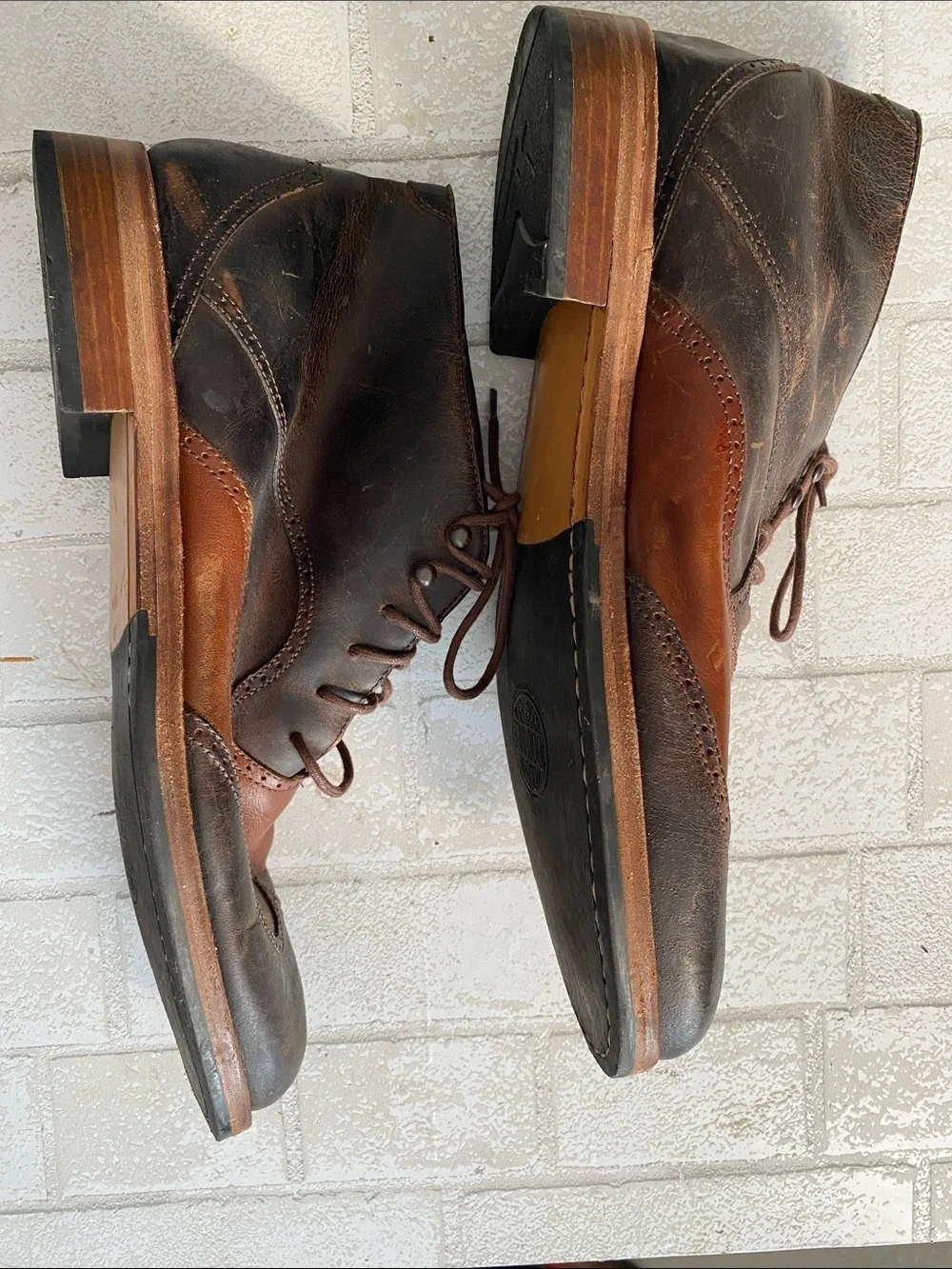 Wolverine 1000 mile Rockford, Mi Men's Two-Tone Brown Leather Wingtip Boots 13D